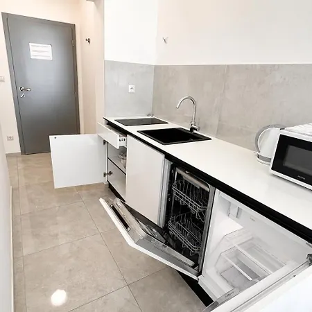 Apartment 1 With Ac, Vienna Gate 3 *